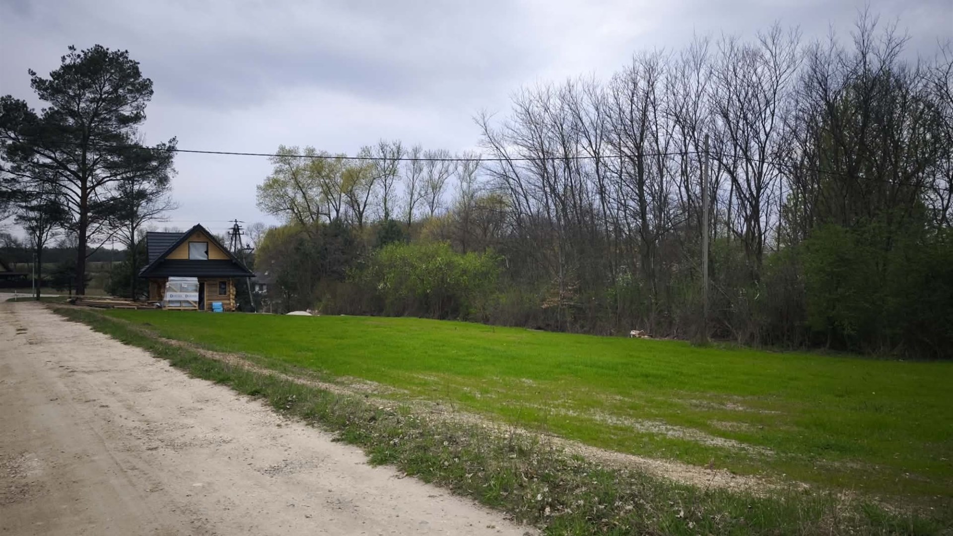 Działka na sprzedaż